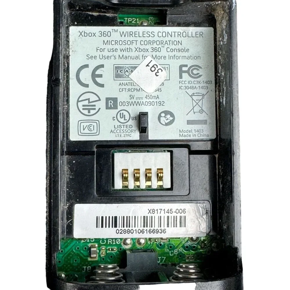 Microsoft Xbox 360 Wireless Controller Black Model 1403 No Battery Cover